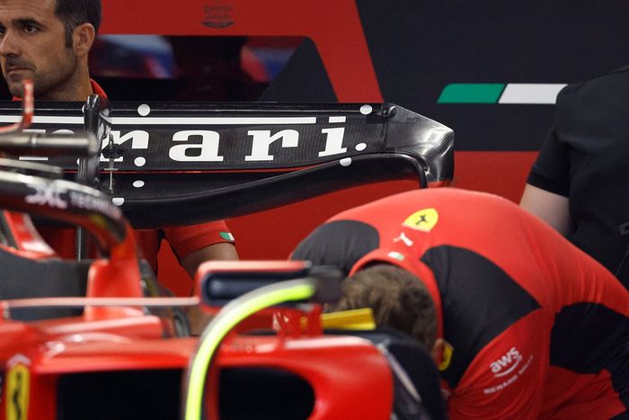 Ferrari SF-23 detalle trasero