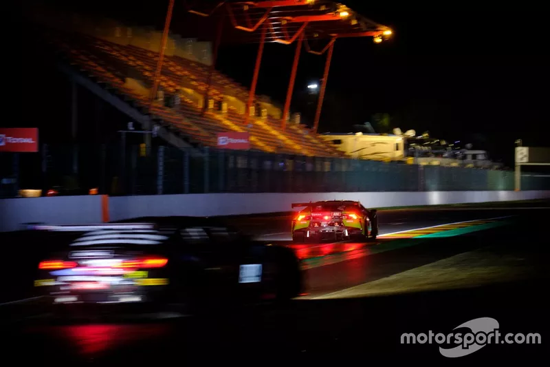 #129 Raton Racing Lamborghini Huracan GT3 Evo: Christoph Lenz, Michael Petit, Stefano Costantini, Lucas Mauron