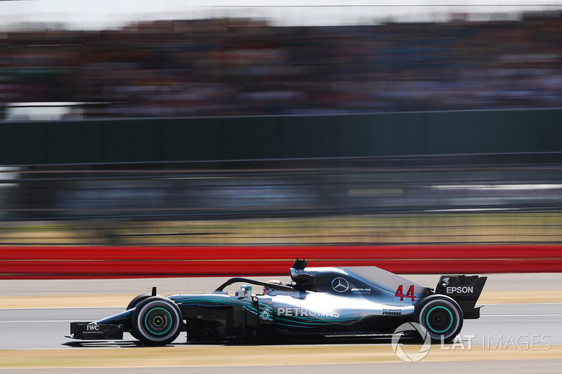 Ha disputado 218 Grandes Premios, 110 con McLaren y 108 con Mercedes.