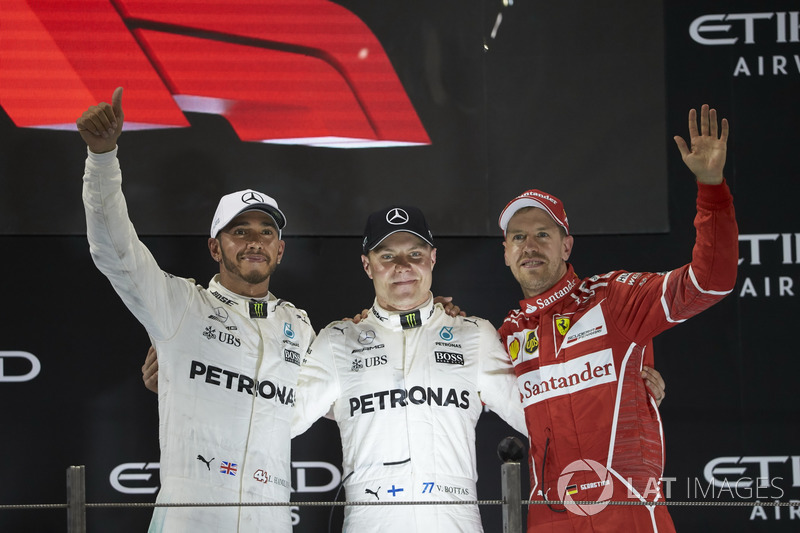Podium: Segundo, Lewis Hamilton, Mercedes AMG F1, ganador, Valtteri Bottas, Mercedes AMG F1, tercero, Sebastian Vettel, Ferrari