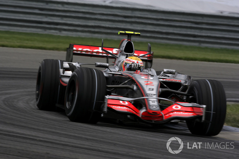 Lewis Hamilton, McLaren MP4-22