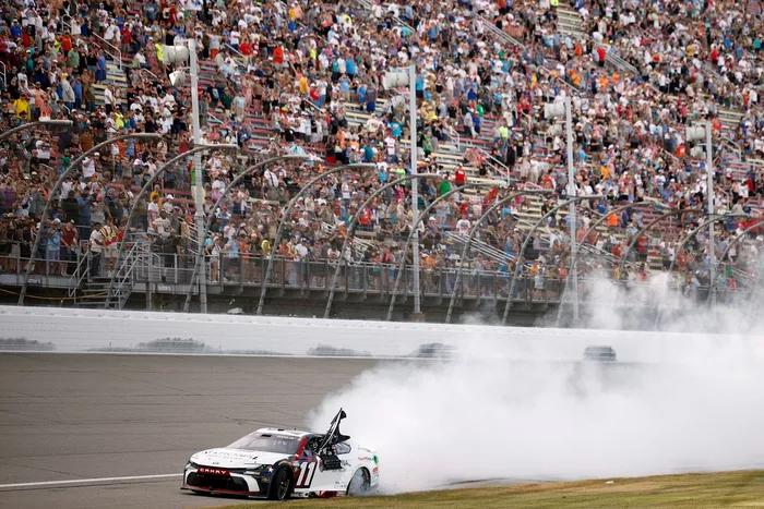 Denny Hamlin, Joe Gibbs Racing