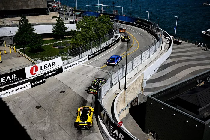 #4 Corvette Racing by Pratt Miller Motorsports Corvette Z06 GT3.R: Tommy Milner, Nicky Catsburg