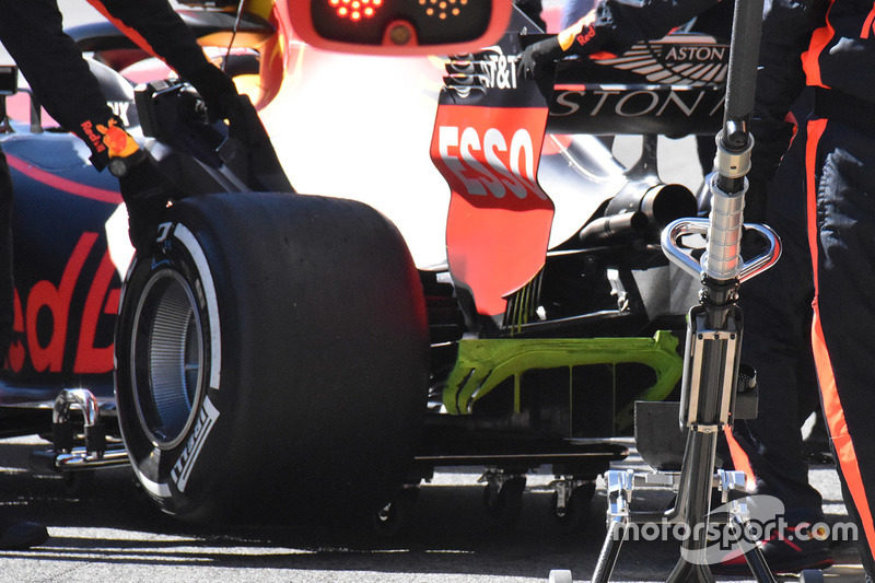 Red Bull Racing RB14 rear detail