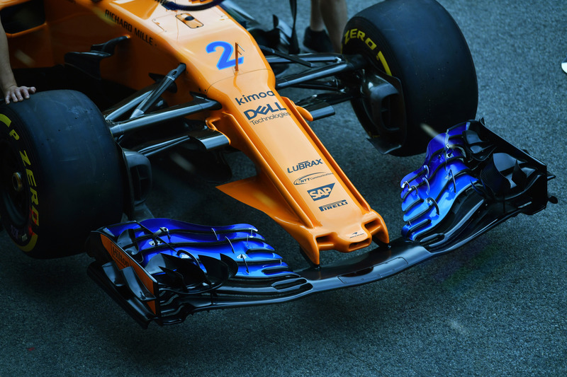 McLaren MCL33 nose and front wing