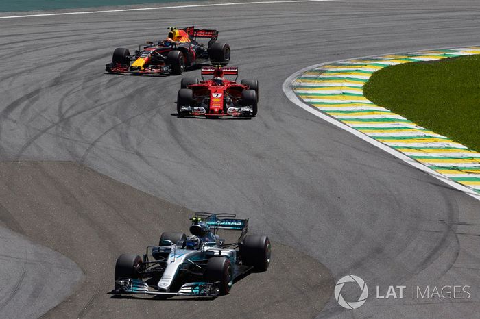 Valtteri Bottas, Mercedes AMG F1 W08, Kimi Raikkonen, Ferrari SF70H, Max Verstappen, Red Bull Racing RB13