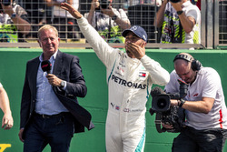 Pole sitter Lewis Hamilton, Mercedes-AMG F1 celebrates in parc ferme