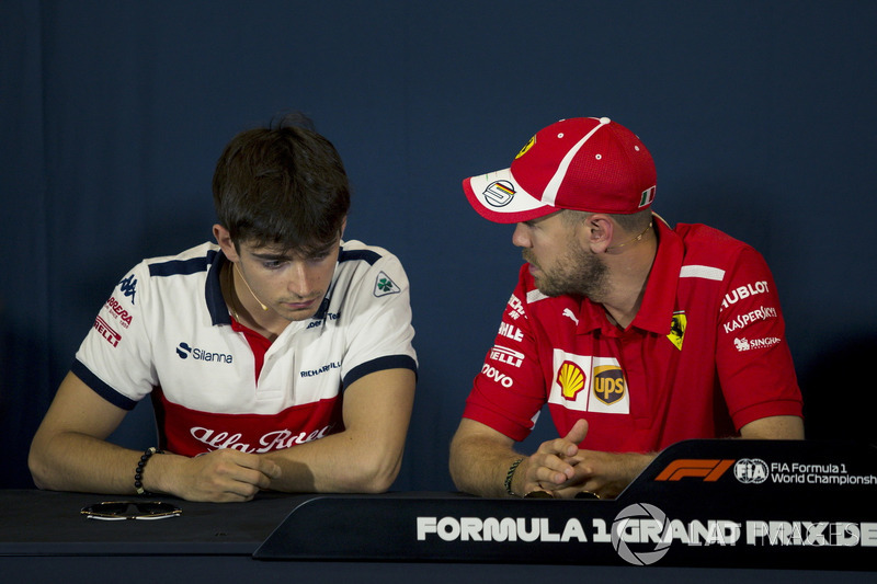 Charles Leclerc, Sauber et Sebastian Vettel, Ferrari  lors de la conférence de presse