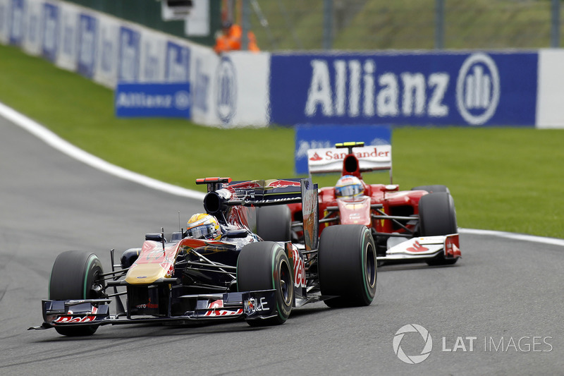 2010. Toro Rosso STR5 Ferrari