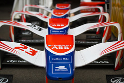 Des museaux Mahindra Racing