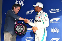 Temporada 2018 F1-australian-gp-2018-pole-sitter-lewis-hamilton-mercedes-amg-f1-celebrates-in-parc-ferme