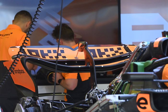 McLaren MCL38 detalle