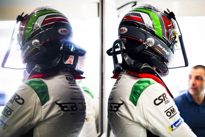 #63 Lamborghini Lince de Hierro Lamborghini SC63: Mirko Bortolotti