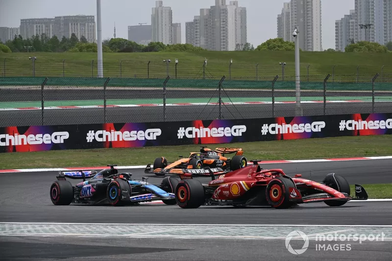 Charles Leclerc, Ferrari SF-24, Esteban Ocon, Alpine A524, Oscar Piastri, McLaren MCL38