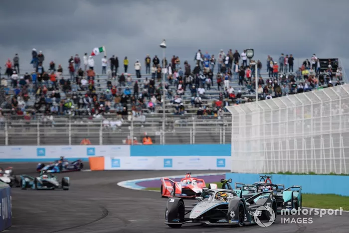 Stoffel Vandoorne, Mercedes-Benz EQ, EQ Silver Arrow 02, Mitch Evans, Jaguar Racing, Jaguar I-TYPE 5