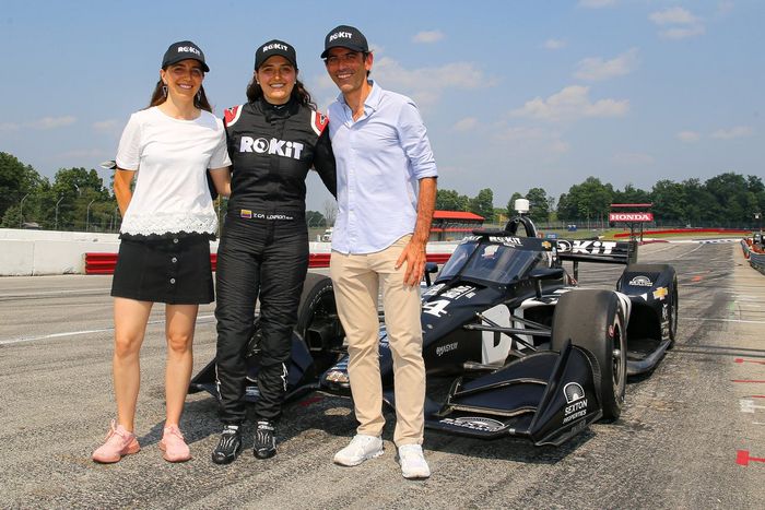 Tatiana Calderón, A.J. Foyt Enterprises