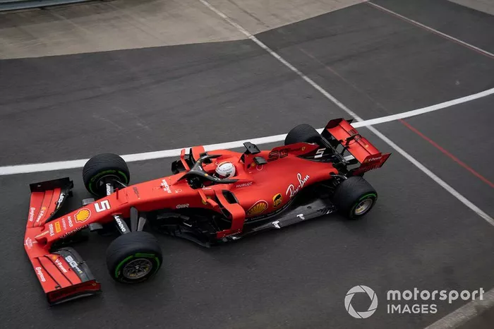 En Bahréin, Vettel líder efímero
