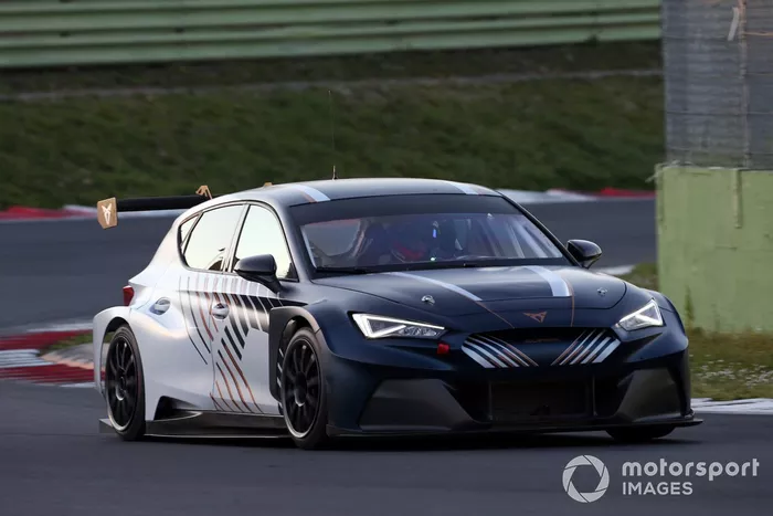 Mikel Azcona, Jordi Gené, Cupra Racing, Cupra eRacer