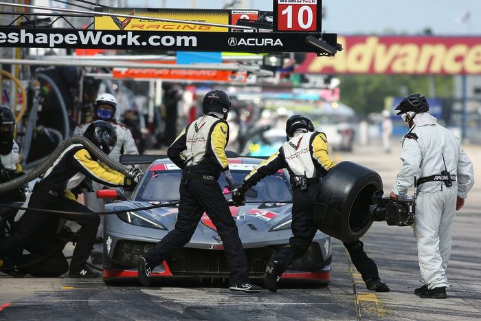 #3 Corvette Racing Corvette C8.R, GTLM: Antonio Garcia, Jordan Taylor, Nicky Catsburg