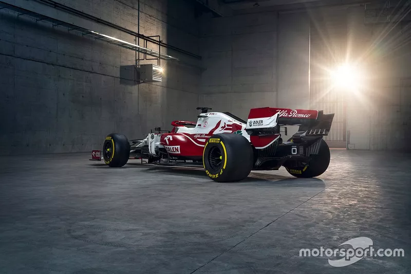 Alfa Romeo unveils its 2021 F1 car, the C41