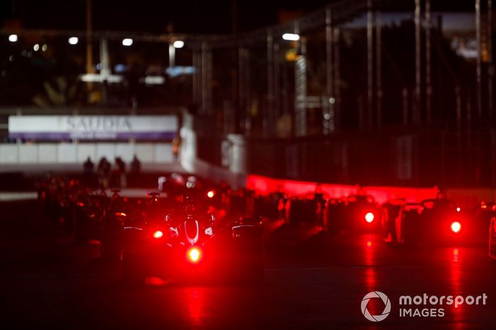 Parrilla de salida de la carrera 1 de la Fórmula E en Ad Diriyah