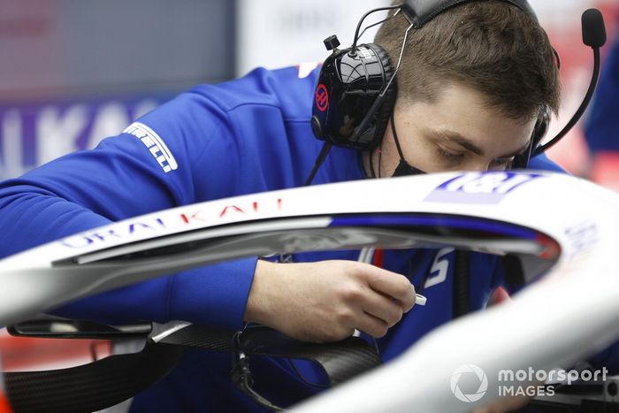 Garaje del equipo Haas