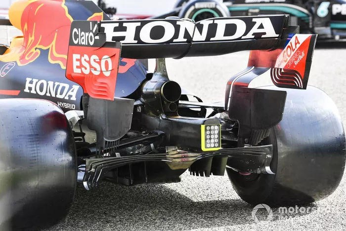 Detalle trasero del Red Bull Racing RB16B