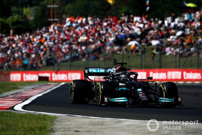 Lewis Hamilton, Mercedes W12