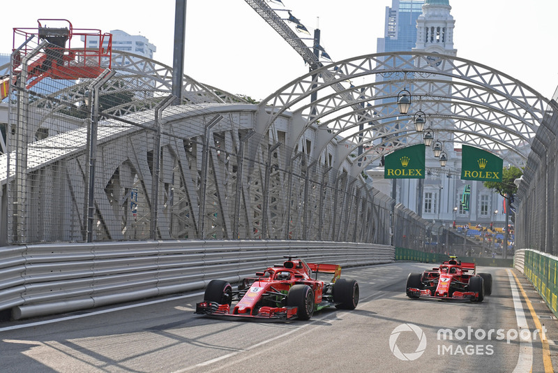 Sebastian Vettel, Ferrari SF71H and Kimi Raikkonen, Ferrari SF71H