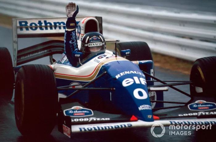 15: Damon Hill, 45