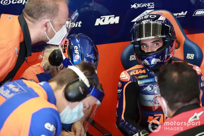 Miguel Oliveira, Red Bull KTM Tech 3