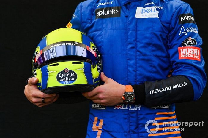 El casco de Lando Norris, McLaren 