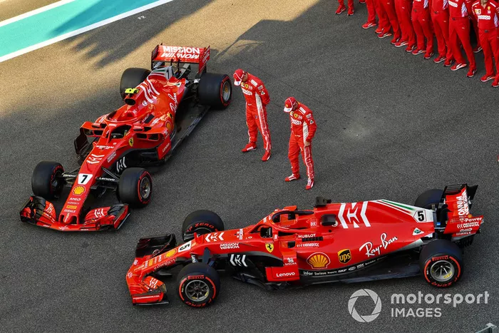 Sebastian Vettel, Ferrari y Kimi Raikkonen, Ferrari en la foto de Ferrari
