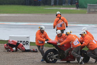 Aleix Espargaro, Aprilia Racing Team Gresini après sa chute