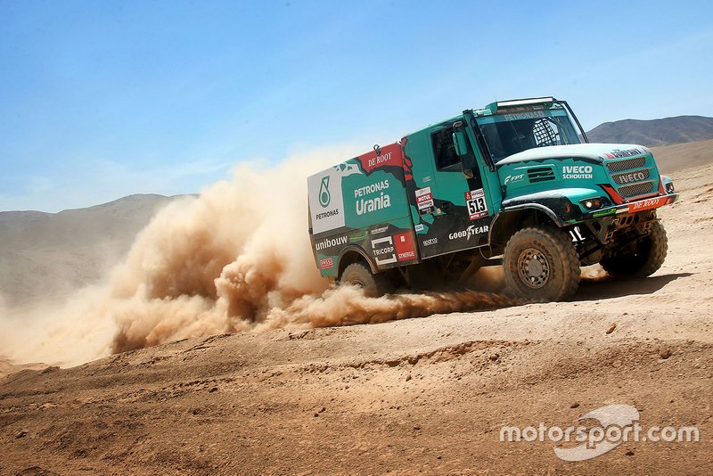 #513 Team De Rooy Iveco: Маурік ван ден Гьовель, Мартейн ван Рой, Петер Кьойперс