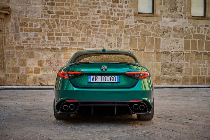 Alfa Romeo Giulia Q 100° Anniversario