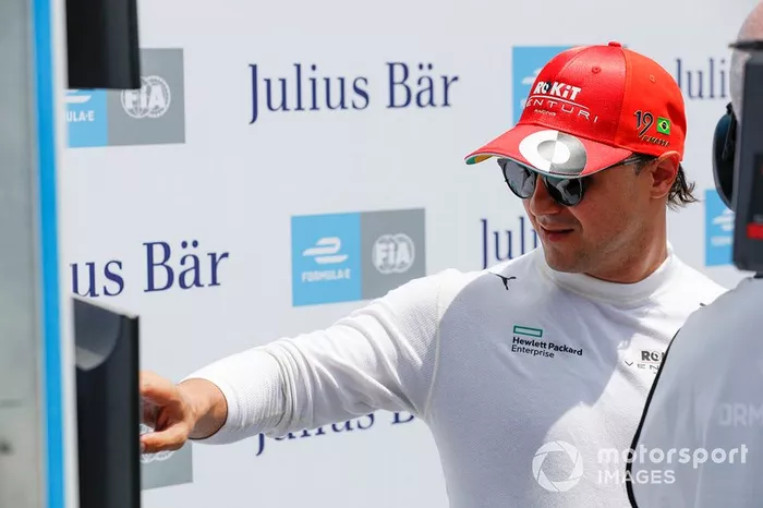 Na atual temporada, interrompida por causa da pandemia do novo coronavírus, Massa é apenas o 19º colocado, após cinco provas.