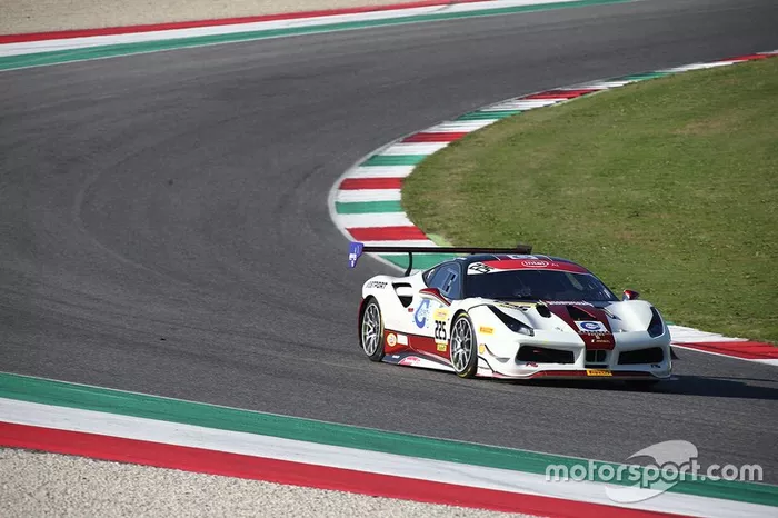 #225 Ferrari 488 Challenge, Ferrari of Palm Beach: Ross Chouest