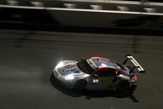 #911 Porsche GT Team Porsche 911 RSR: Patrick Pilet, Nick Tandy, Frederic Makowiecki