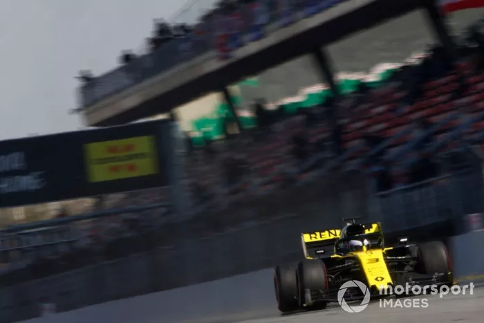 Daniel Ricciardo, Renault F1 Team R.S. 19