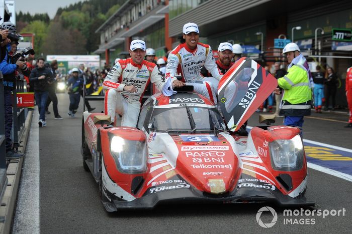 Podio: #31 WRT Orea 07 Gibson LMP2 de Sean Gelael, Robin, Frijns, René Rast