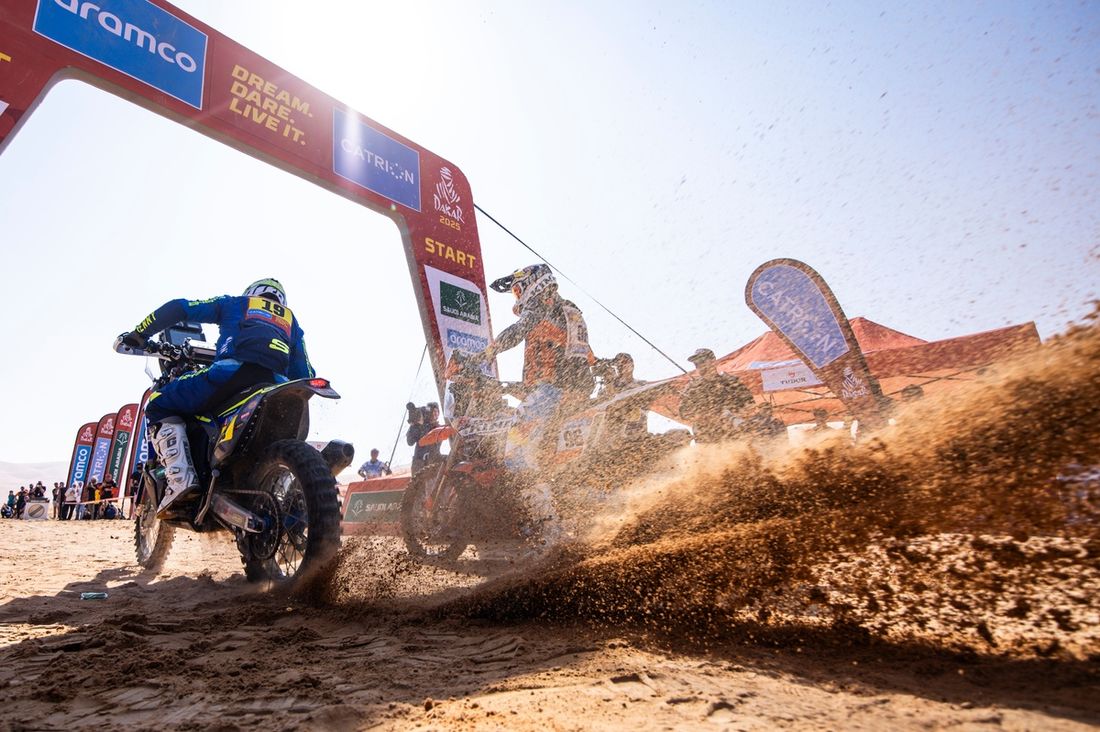 #19 Sherco Rally Factory: Rui Gonçalves, #96 BAS World KTM Racing Team KTM: Tobias Ebster