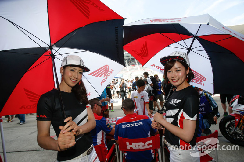 Grid girls Honda