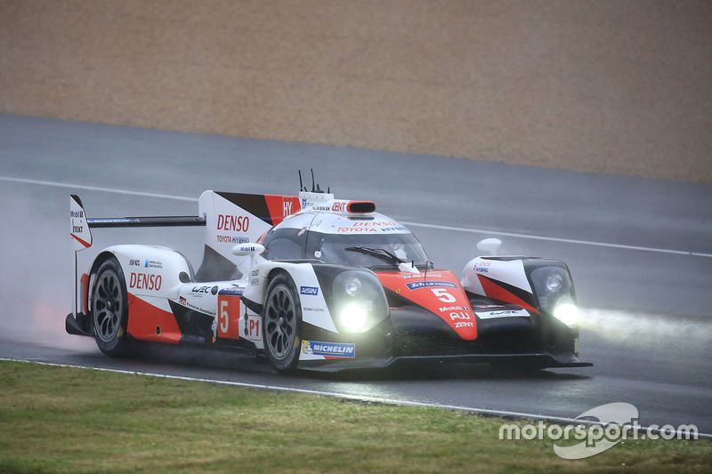 #5 Toyota Racing Toyota TS050 Hybrid: Anthony Davidson, Sébastien Buemi, Kazuki Nakajima