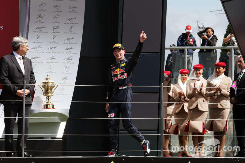 Max Verstappen, Red Bull Racing celebra su tercer puesto en el podio