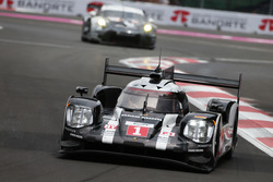 #1 Porsche Team, Porsche 919 Hybrid: Timo Bernhard, Mark Webber, Brendon Hartley