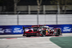 #8 Audi Sport Team Joest Audi R18 e-tron quattro: Лукас ді Грасі, Лоік Дюваль, Олівер Джарвіс