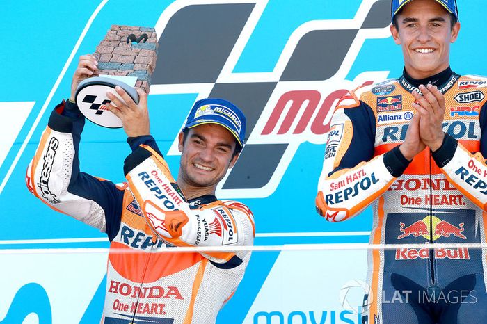 Podium: ganador, Marc Márquez, Repsol Honda Team, segundo, Dani Pedrosa, Repsol Honda Team