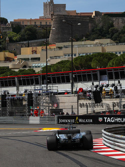 Lewis Hamilton, Mercedes AMG F1 W08