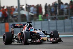 Daniil Kvyat, Scuderia Toro Rosso STR11